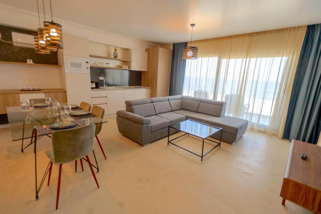 Gioia Sea View Apartment นาโวดาริ ภายนอก รูปภาพ